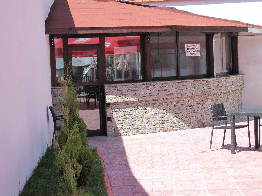 Hotel Deyanira Gorno Dryanovo Exterior photo